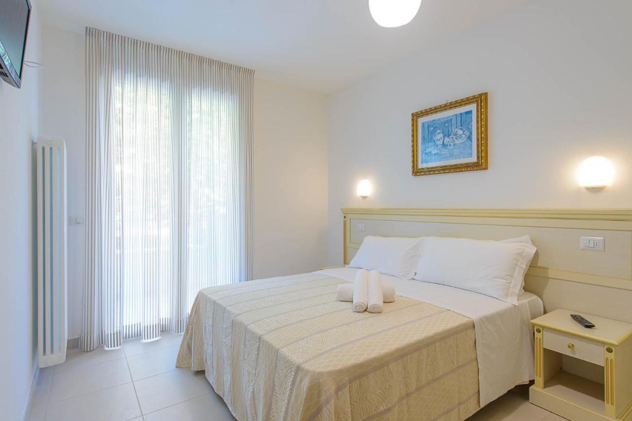 Residence Ducale Rimini Luaran gambar