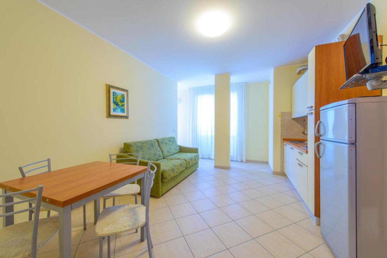 Residence Ducale Rimini Luaran gambar