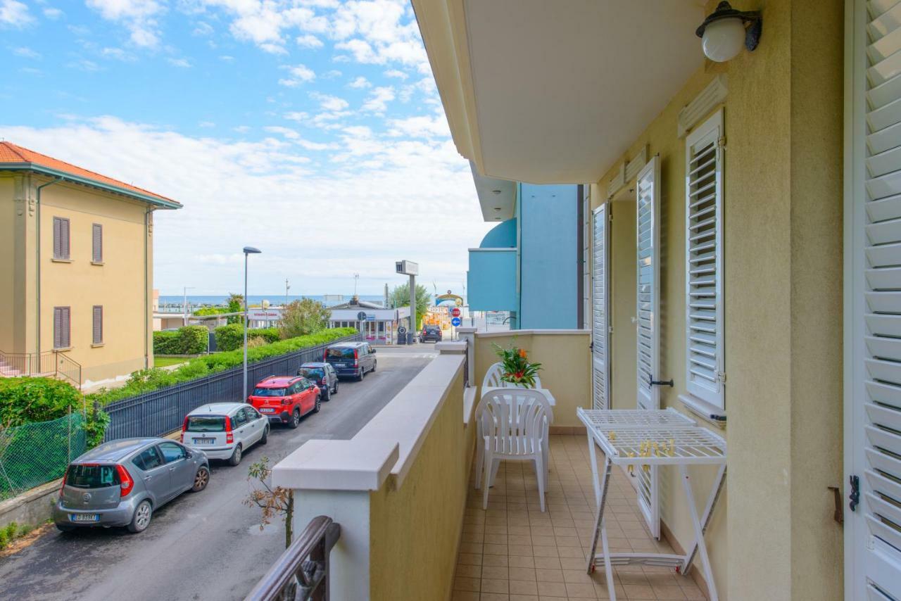 Residence Ducale Rimini Luaran gambar
